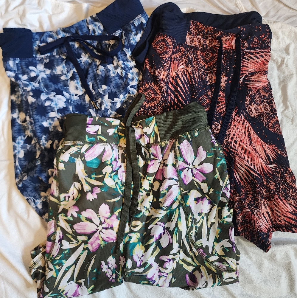 Bundle of 3 Pairs Womens St. Johns Bay Active Shorts